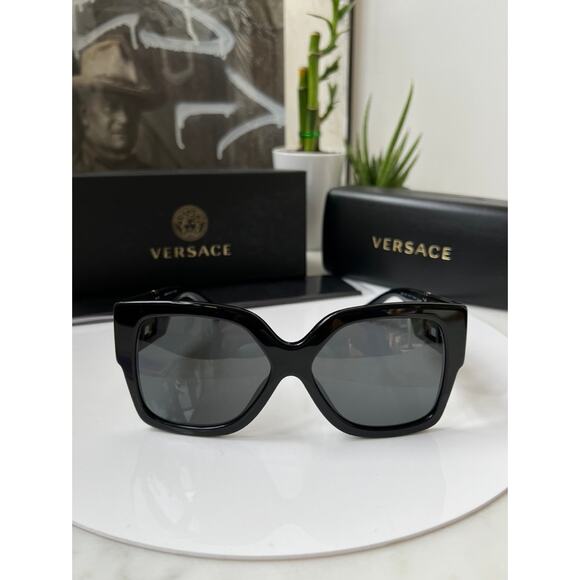 NEW Versace VE4402 Black Sunglasses - Picture 7 of 9